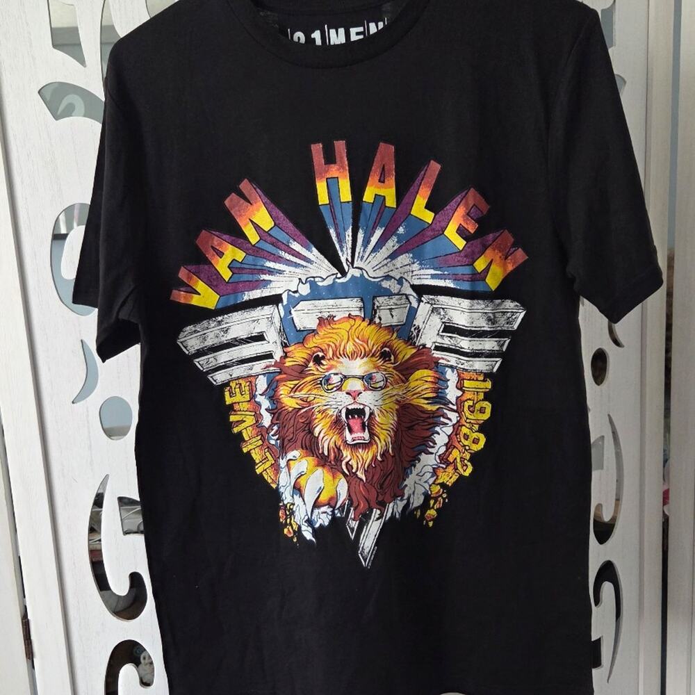 Van Halen 1982 Lion Graphic T Shirt Black Medium Rock Band Concert Tee NWOT